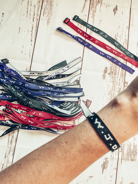 Christian Bracelet - W.W.J.D Bracelet - Christian Jewelry - Christian Gift - Faith Bracelet - Christian Apparel - Bracelet